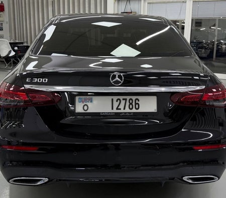 Negro Mercedes Benz E300 2021 Negro Mercedes Benz E300 2021