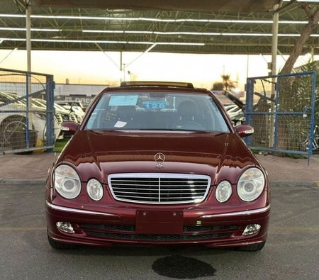 Mercedes Benz E320  2003, photo 2 of 4