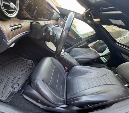 Gray Mercedes Benz E450 2019