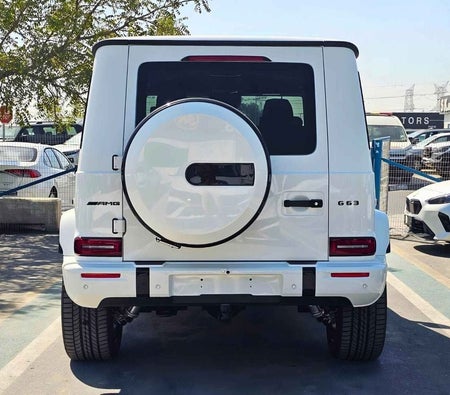 Blanco Mercedes Benz AMG G63 2025