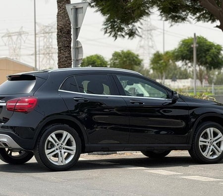 Mercedes Benz GLA 250 2020, photo 4 of 4