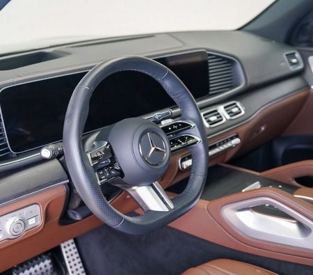 Mercedes Benz GLS 450  2025, photo 4 of 4