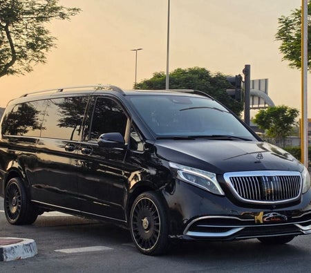 Mercedes Benz V250 2019, photo 2 of 4