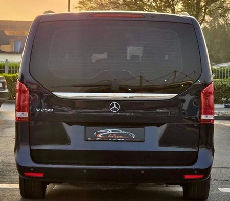 Mercedes Benz V250 2020, photo 4 of 4