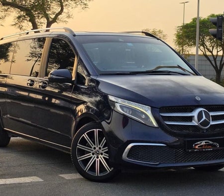 Mercedes Benz V250 2020, photo 2 of 4
