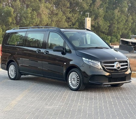 Negro Mercedes Benz Vito 2024 Negro Mercedes Benz Vito 2024