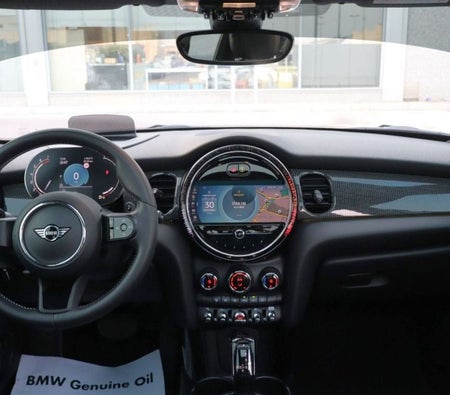White Mini Cooper S 2024
