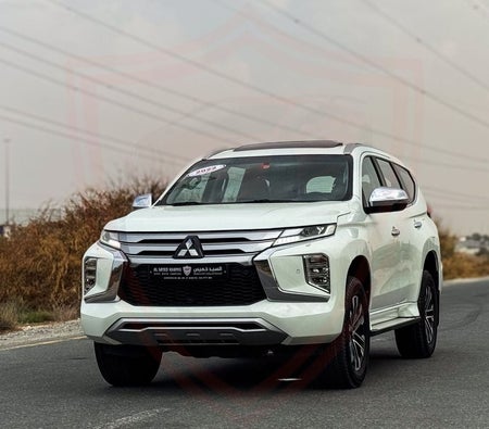 Mitsubishi Montero Sport 2022, photo 3 of 4