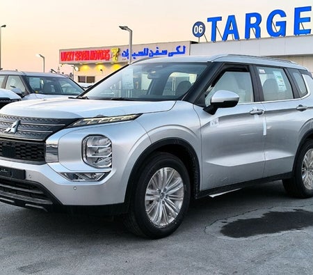 Mitsubishi Outlander 2025, photo 1 of 4