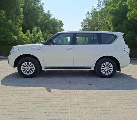 Weiß Nissan Patrol 2019