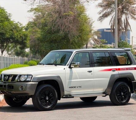 Beyaz Nissan Patrol 2020