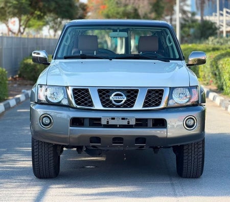 Beyaz Nissan Patrol 2021