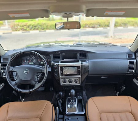Noir Nissan Patrol 2022