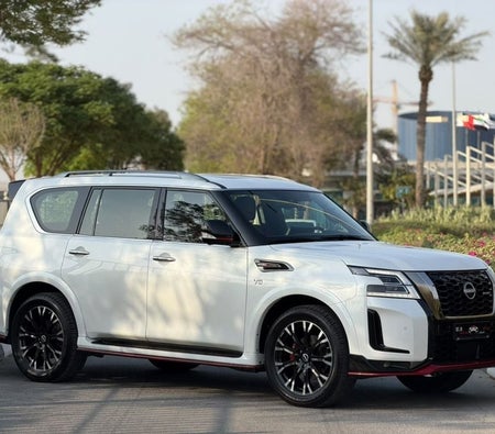 Beyaz Nissan Patrol 2022