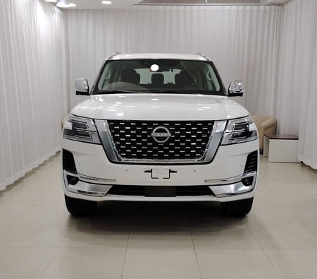 Weiß Nissan Patrol 2023
