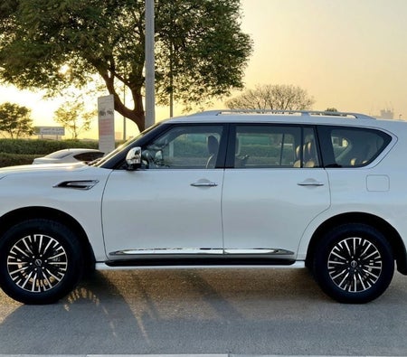 Nissan Patrol  2024, photo 4 of 4