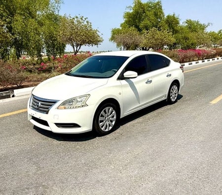 Blanc Nissan Sentra 2020