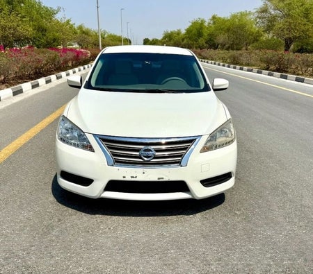 Blanc Nissan Sentra 2020