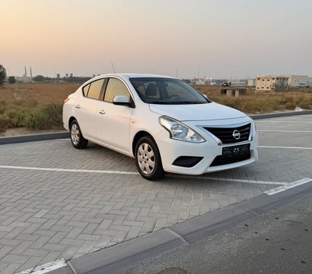 White Nissan Sunny 2022