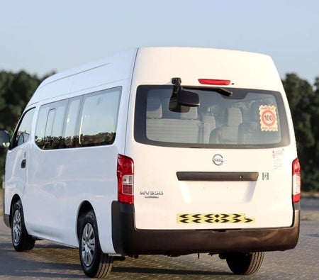Nissan Urvan 2021, photo 4 of 4
