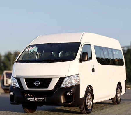Nissan Urvan 2021, photo 3 of 4