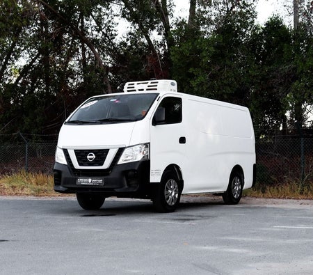 Nissan Urvan 2022, photo 3 of 4