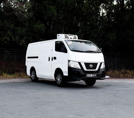 Nissan Urvan 2022, photo 3 of 4