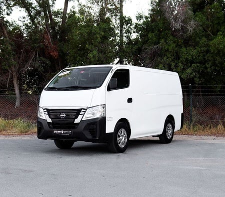 Nissan Urvan 2023, photo 2 of 4