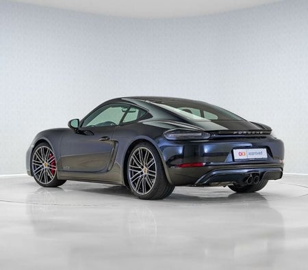Porsche 718 Cayman  2018, photo 2 of 4