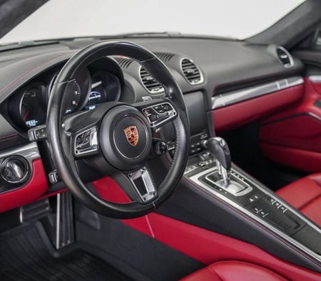 Porsche 718 Cayman  2018, photo 4 of 4