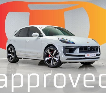 Porsche Macan  2024, photo 1 of 4