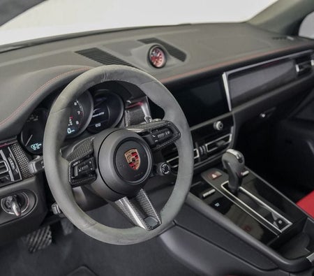 Porsche Macan  2025, photo 4 of 4