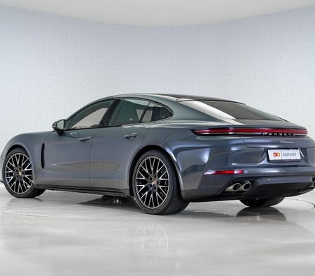Porsche Panamera  2026, photo 2 of 4