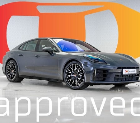 Porsche Panamera  2026, photo 1 of 4