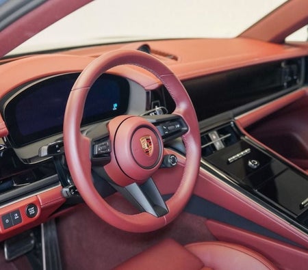 Porsche Panamera  2026, photo 4 of 4