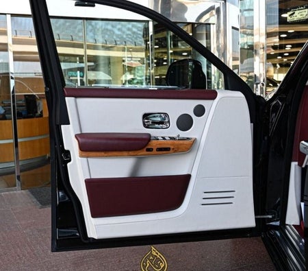 Rolls Royce Phantom  2019, photo 4 of 4