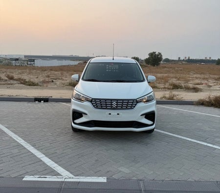 White Suzuki Ertiga 2022