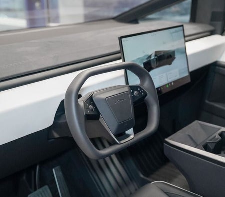 Tesla Cybertruck  2024, photo 4 of 4