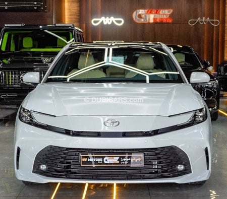 Toyota Camry 2025, photo 2 of 4
