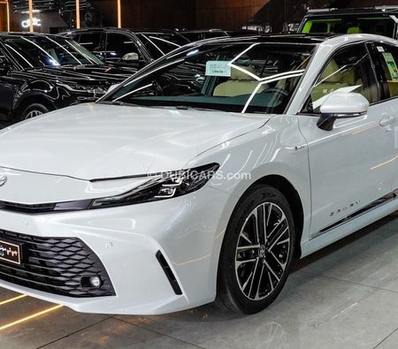 Toyota Camry 2025, photo 3 of 4
