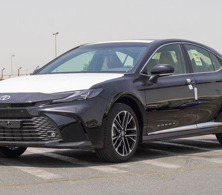 Toyota Camry 2025, photo 3 of 4