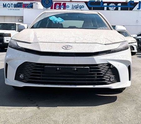 Toyota Camry 2025, photo 2 of 4