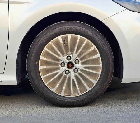 Bianca Toyota Camry 2025