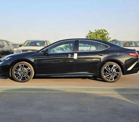 Nero Toyota Camry 2025