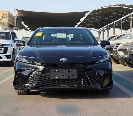Schwarz Toyota Camry 2025 Schwarz Toyota Camry 2025