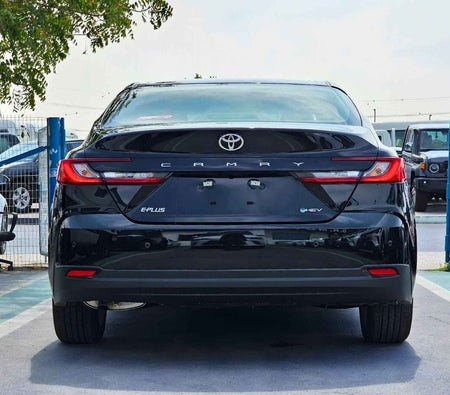 Nero Toyota Camry 2025