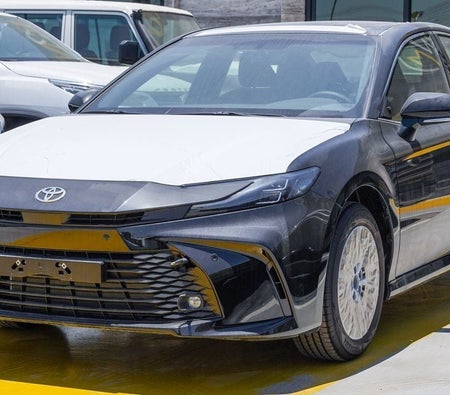 Toyota Camry 2026, photo 3 of 4