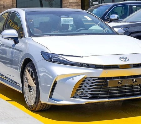 Toyota Camry 2026, photo 3 of 4
