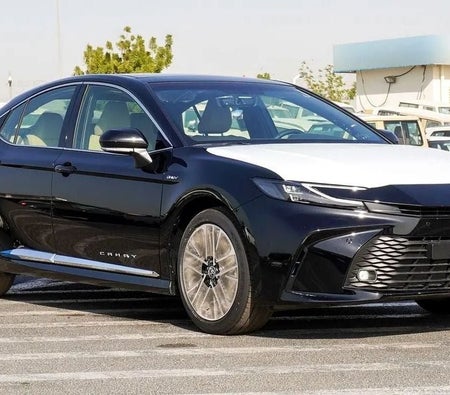 Toyota Camry 2026, photo 3 of 4