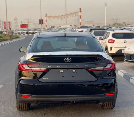 Toyota Camry 2026, photo 3 of 4